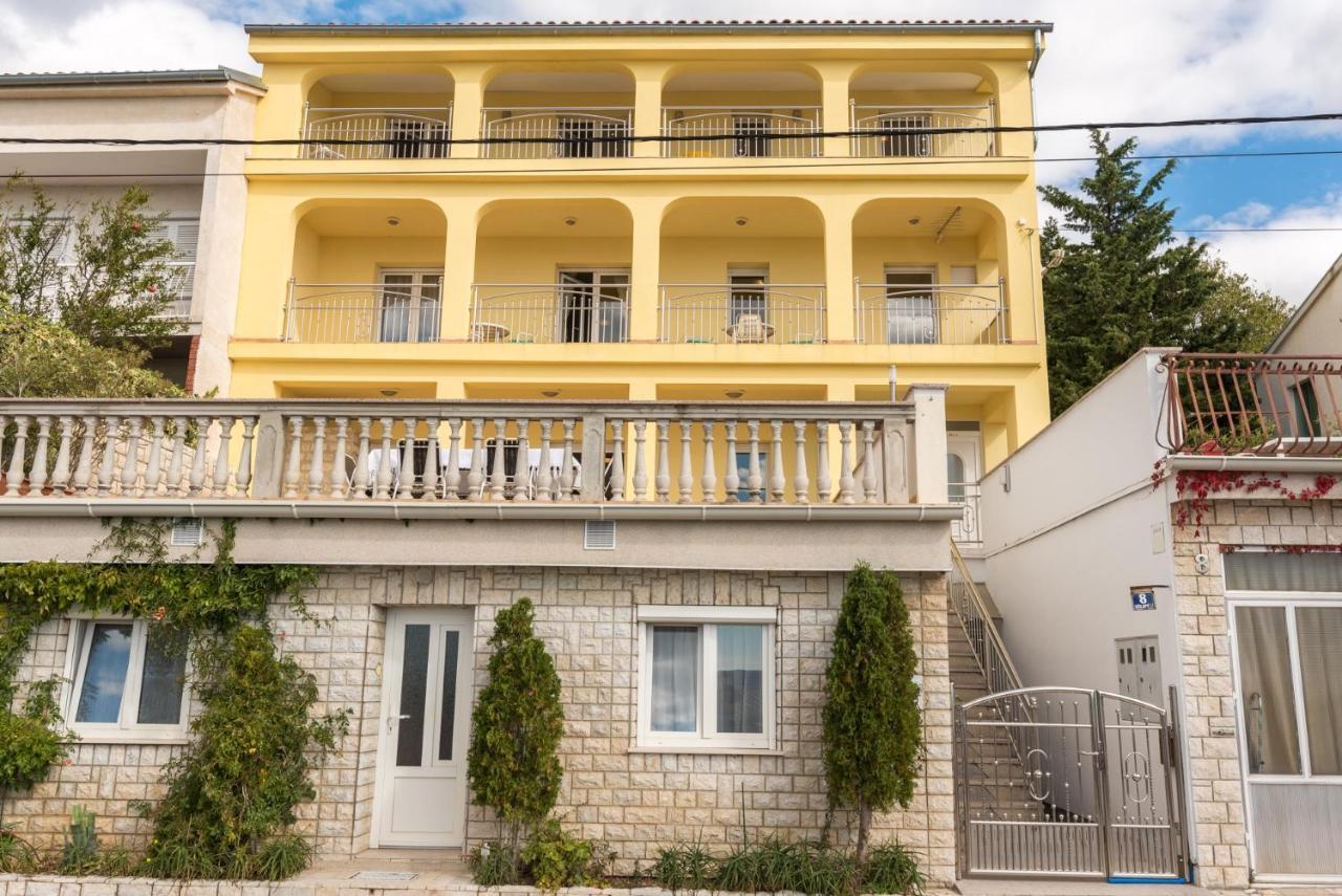 Apartments With A Parking Space Dramalj, Crikvenica - 5592 Bagian luar foto