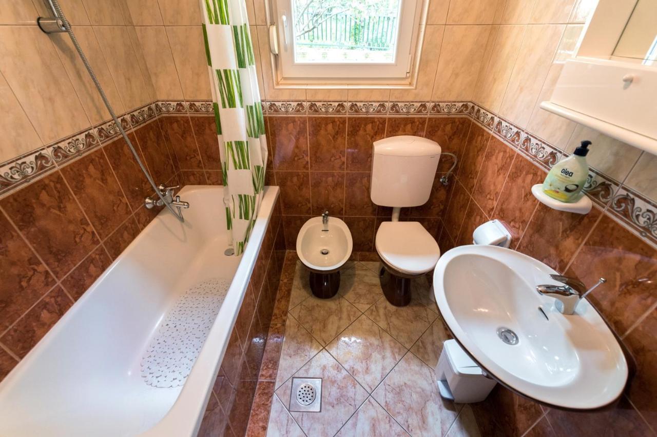 Apartments With A Parking Space Dramalj, Crikvenica - 5592 Bagian luar foto